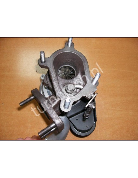 TURBOSPRĘŻARKA GARRETT GT1549S OPEL RENAULT NISSAN 2,2 66 KW (90 KM) 702404-
