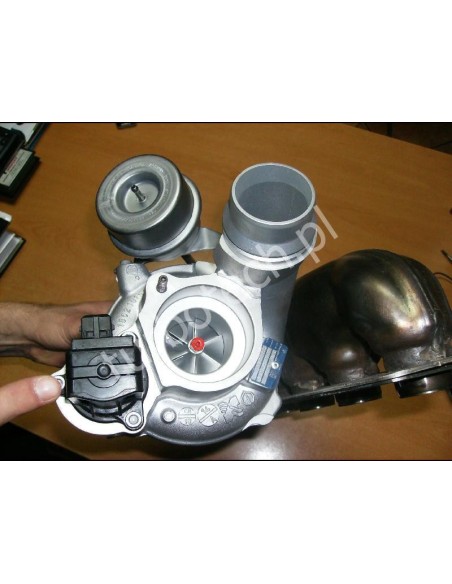 TURBOSPRĘŻARKA BMW 3,0  225KW  18539700003 11657588995